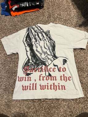 Darc Sport Wolves Club Bodybuilding Saved My Life Praying Hands Oversized Tee -